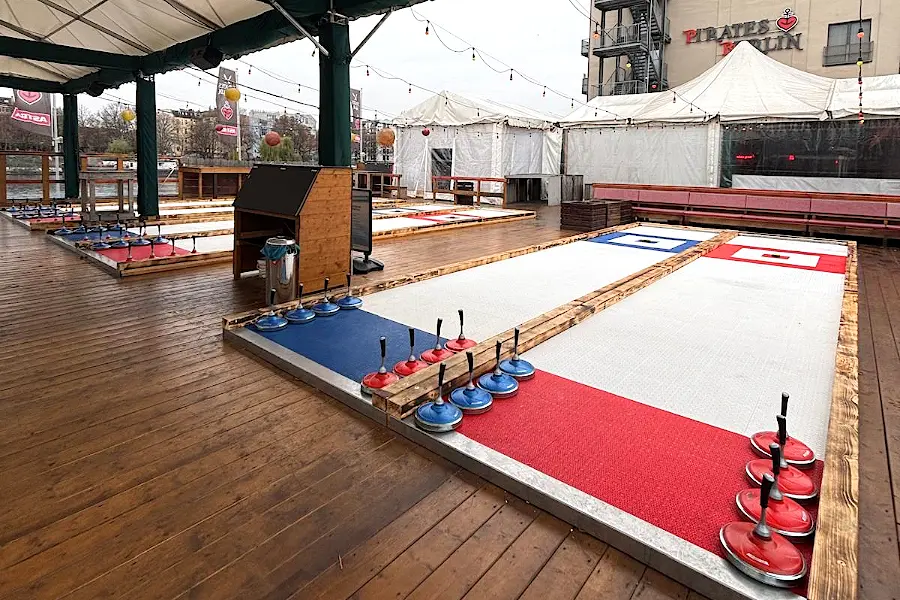 Eisstockbahnen am Pirates Berlin